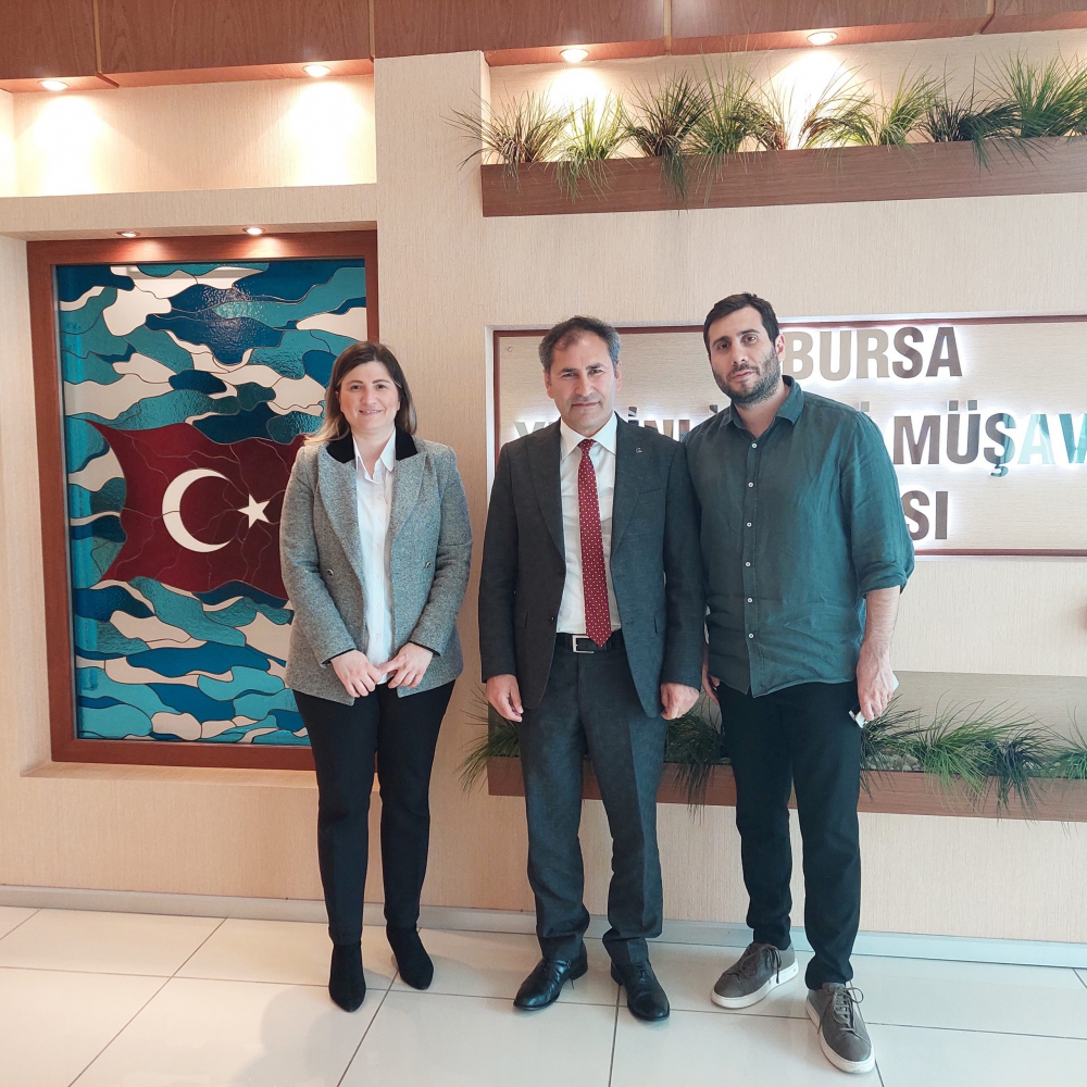 Egemenoğlu Hukuk Bürosu Av. Egemen EGEMENOĞLU ve Av. Efra AYDIN CAN Oda Başkanımız İhsan AKAR’a hayırlı olsun ziyaretinde bulundu. (04.05.2023) Egemenoğlu Hukuk Bürosu Av. Egemen EGEMENOĞLU ve Av. Efra AYDIN CAN Oda Başkanımız İhsan AKAR’a hayırlı olsun ziyaretinde bulundu. (04.05.2023)