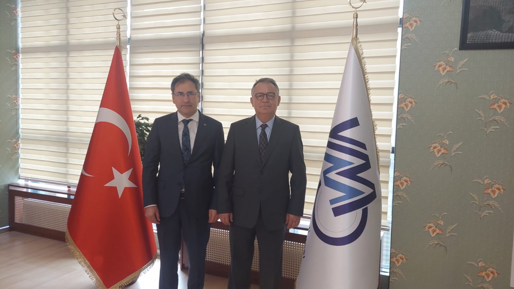 Eskişehir Yeminli Mali Müşavirler Odası Başkanı Sayın Halil CABAR Oda Başkanımız İhsan AKAR’ı makamında ziyarette bulunmuştur. (29.11.2023) Eskişehir Yeminli Mali Müşavirler Odası Başkanı Sayın Halil CABAR Oda Başkanımız İhsan AKAR’ı makamında ziyarette bulunmuştur. (29.11.2023)