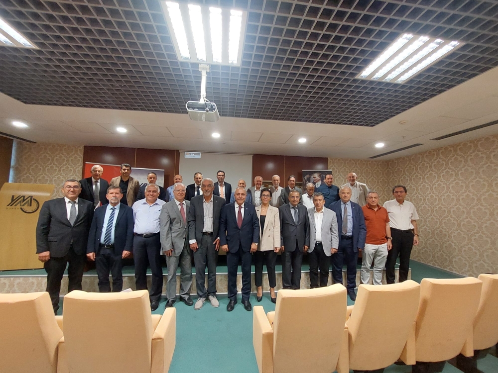 TÜRMOB Genel Başkanı Sayın Emre KARTALOĞLU, TÜRMOB Genel Başkan Yrd/Genel Başkan adayı Sayın İ. Hüseyin YILDIZ, TÜRMOB Genel Sekreteri Sayın Yahya ARIKAN, İstanbul SMMMO Başkanı Sayın Erol DEMİREL Odamızı ziyaret etmiştir. Ziyarette Oda Başkanımız Sayın İhsan AKAR, Yönetim Kurulu üyelerimiz,TÜRMOB Delegeleri ve Üyelerimiz hazır bulunmuştur. (24.09.2025) TÜRMOB Genel Başkanı Sayın Emre KARTALOĞLU, TÜRMOB Genel Başkan Yrd/Genel Başkan adayı Sayın İ. Hüseyin YILDIZ, TÜRMOB Genel Sekreteri Sayın Yahya ARIKAN, İstanbul SMMMO Başkanı Sayın Erol DEMİREL Odamızı ziyaret etmiştir. Ziyarette Oda Başkanımız Sayın İhsan AKAR, Yönetim Kurulu üyelerimiz,TÜRMOB Delegeleri ve Üyelerimiz hazır bulunmuştur. (24.09.2025)